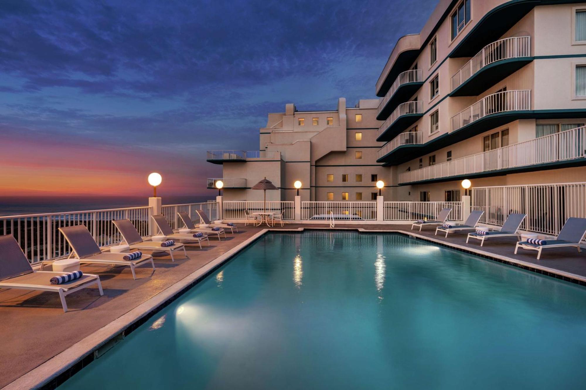 Doubletree By Hilton Ocean City Oceanfront Hotel Exterior photo