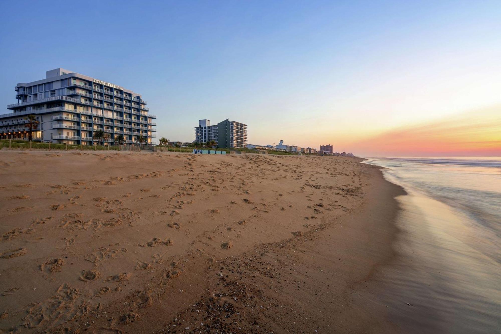 Doubletree By Hilton Ocean City Oceanfront Hotel Exterior photo