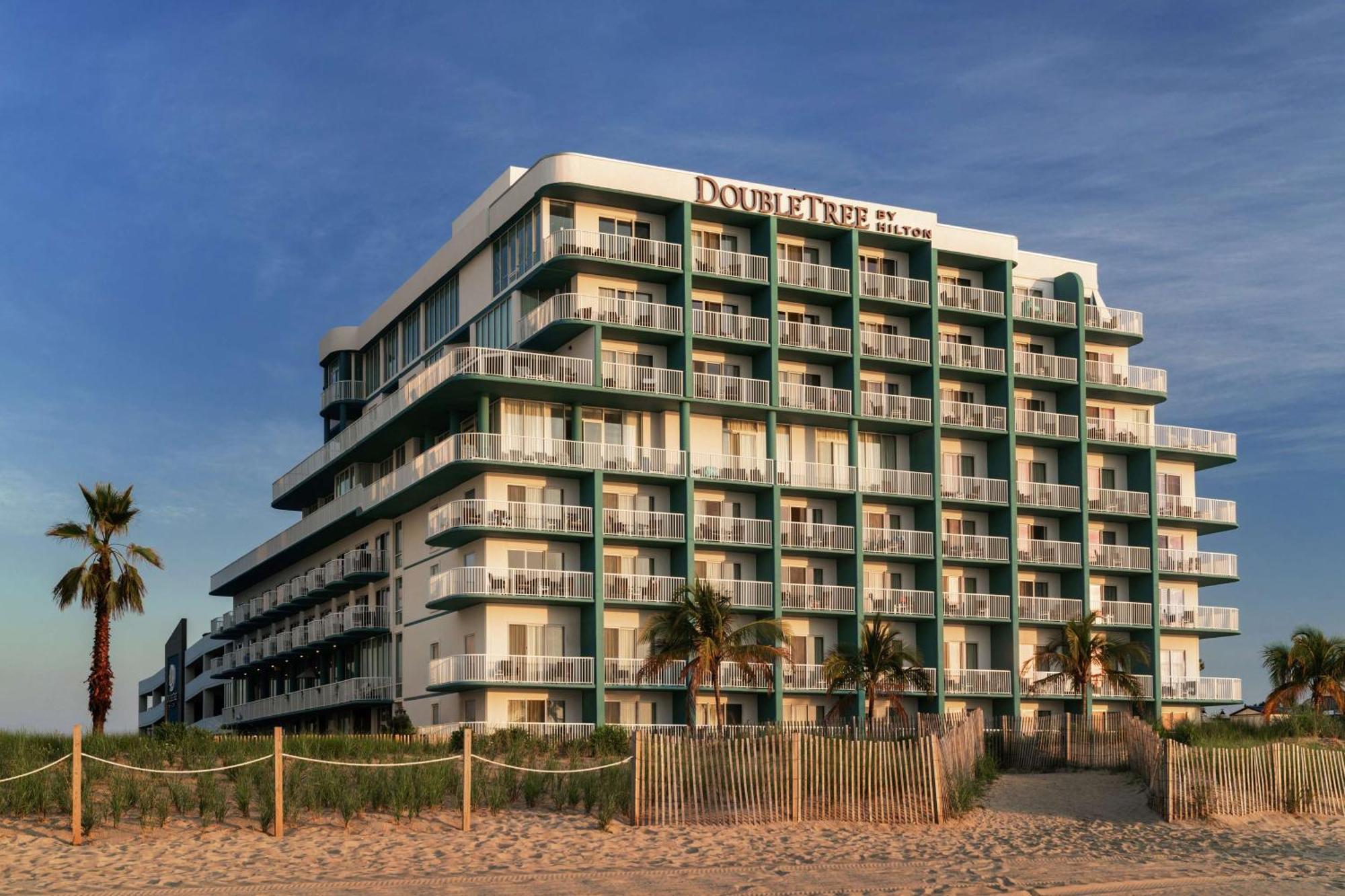 Doubletree By Hilton Ocean City Oceanfront Hotel Exterior photo